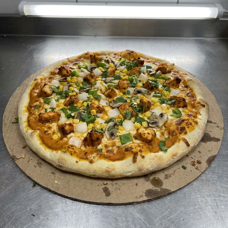 Butter Chicken Pizza