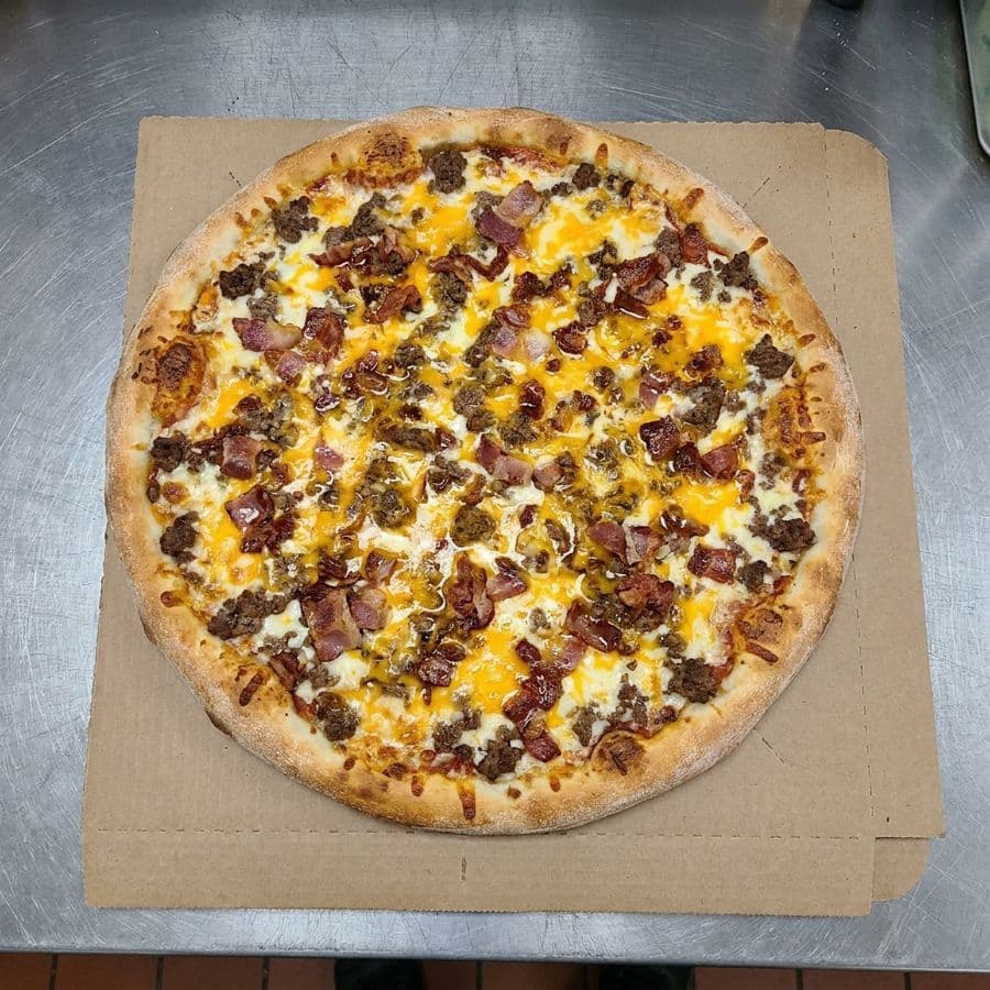 Bacon Cheeseburger Pizza