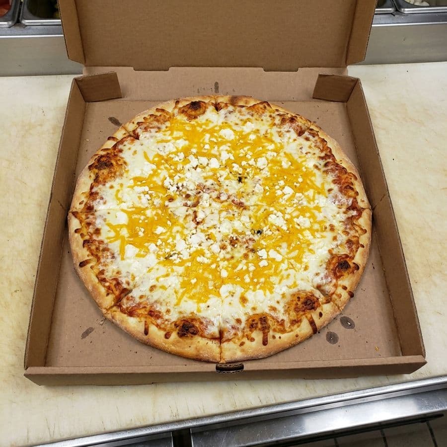 Creamy Cheese Lovers Pizza